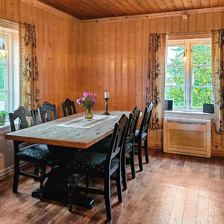 Stunning In With Kitchen Hébergement de vacances